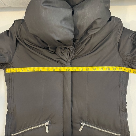 Michael Kors Coat w/versatile hood, zipper and snaps - Picture 14 of 16